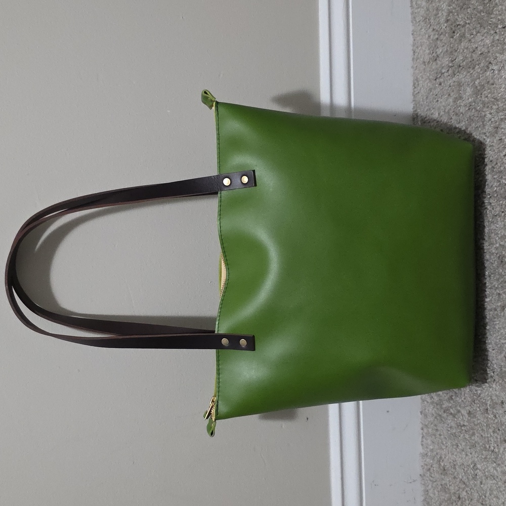 New Portland Leather Goods PLG Medium Zip Tote Green Apple - Picture 2 of 9